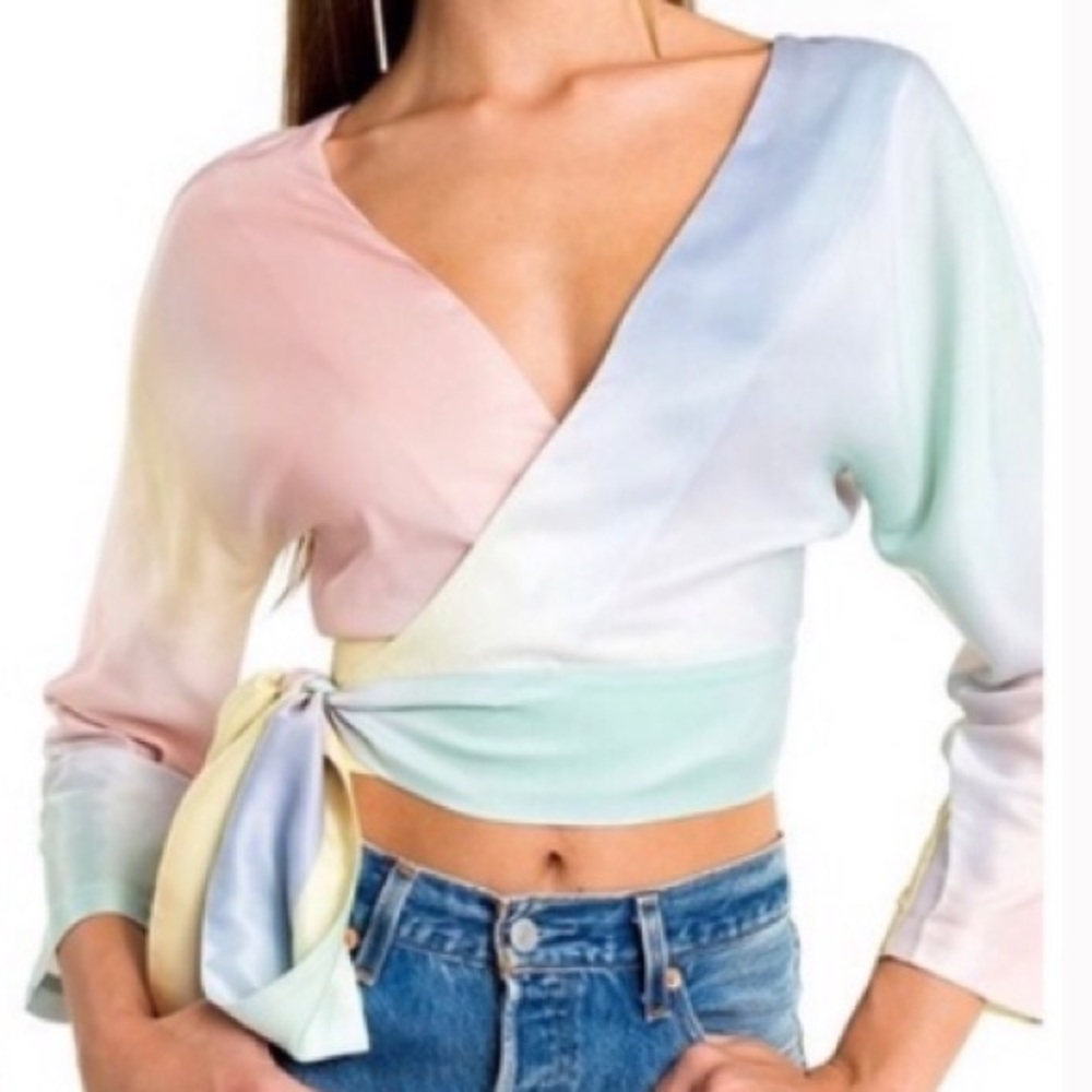 NWT WILDFOX SIDE TIE BLOUSE✨